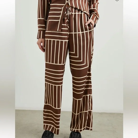 Rails 2PC Set - Picture 4 of 4